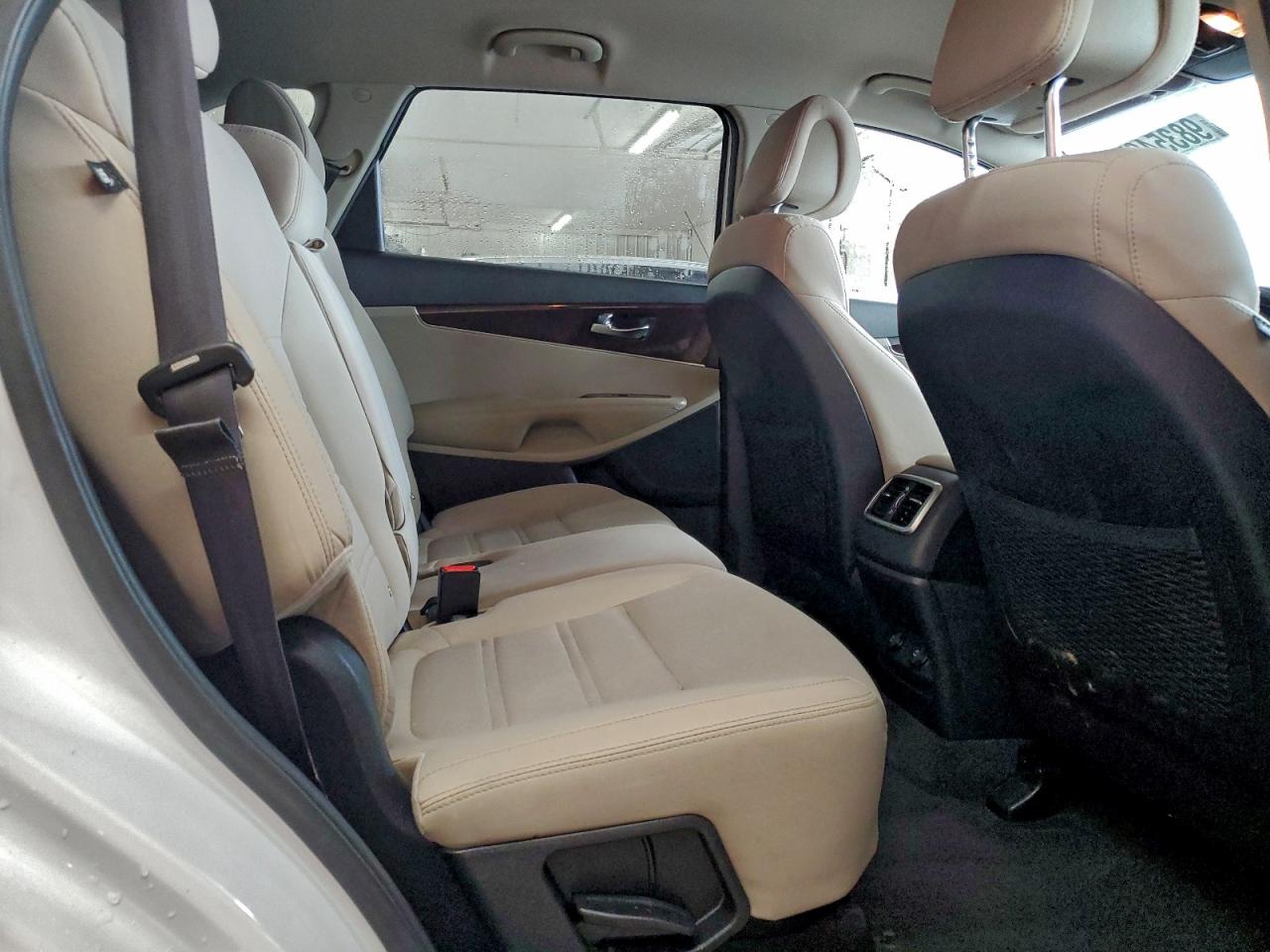 Kia Sorento Lx Image 5