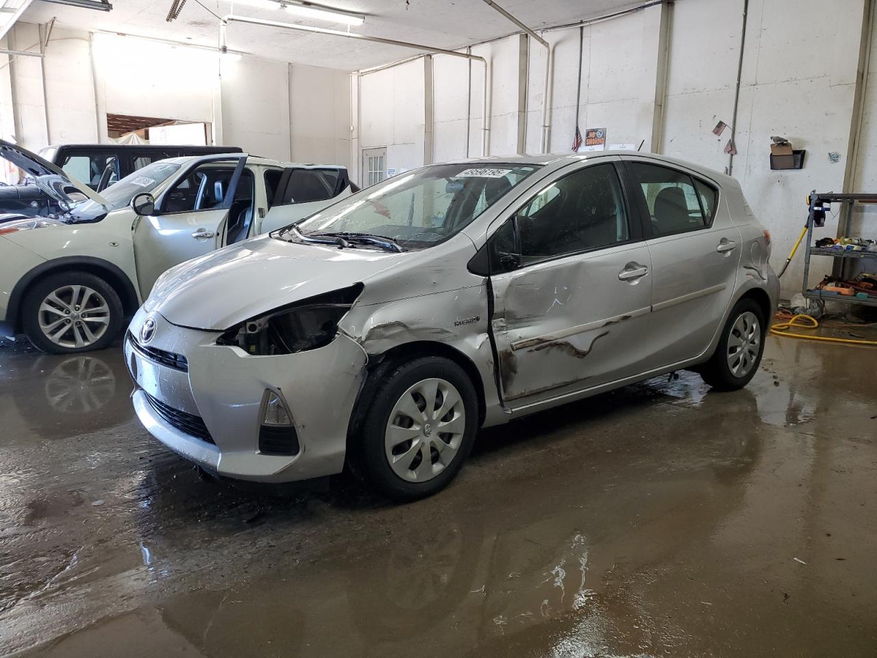 Toyota Prius Image 1