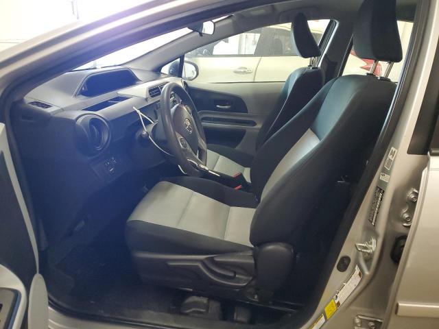 Toyota Prius Image 13