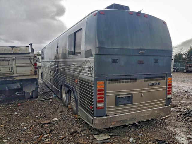 Prevost Bus Image 9