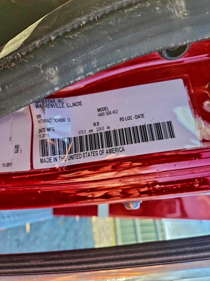 International 4400 4400 Image 9