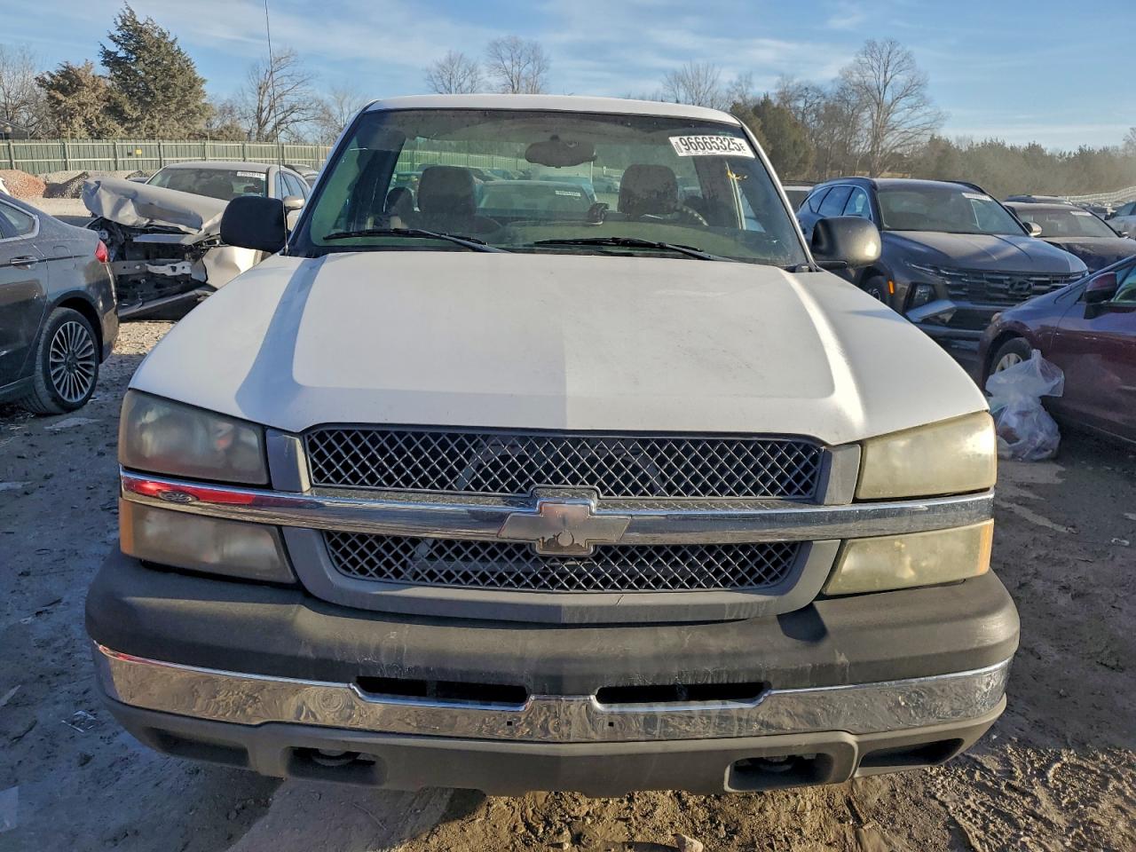 Chevrolet Silverado C1500 Image 6