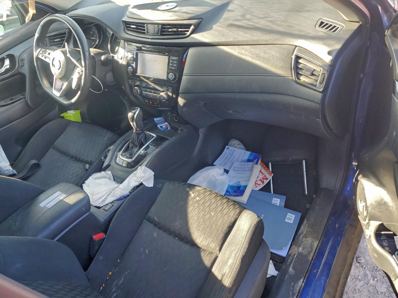 Nissan Rogue S Image 3