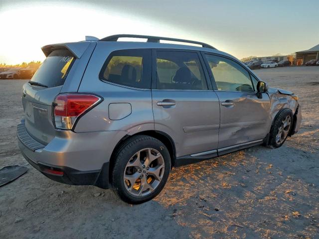 Subaru Forester 2.5i Touring Image 8