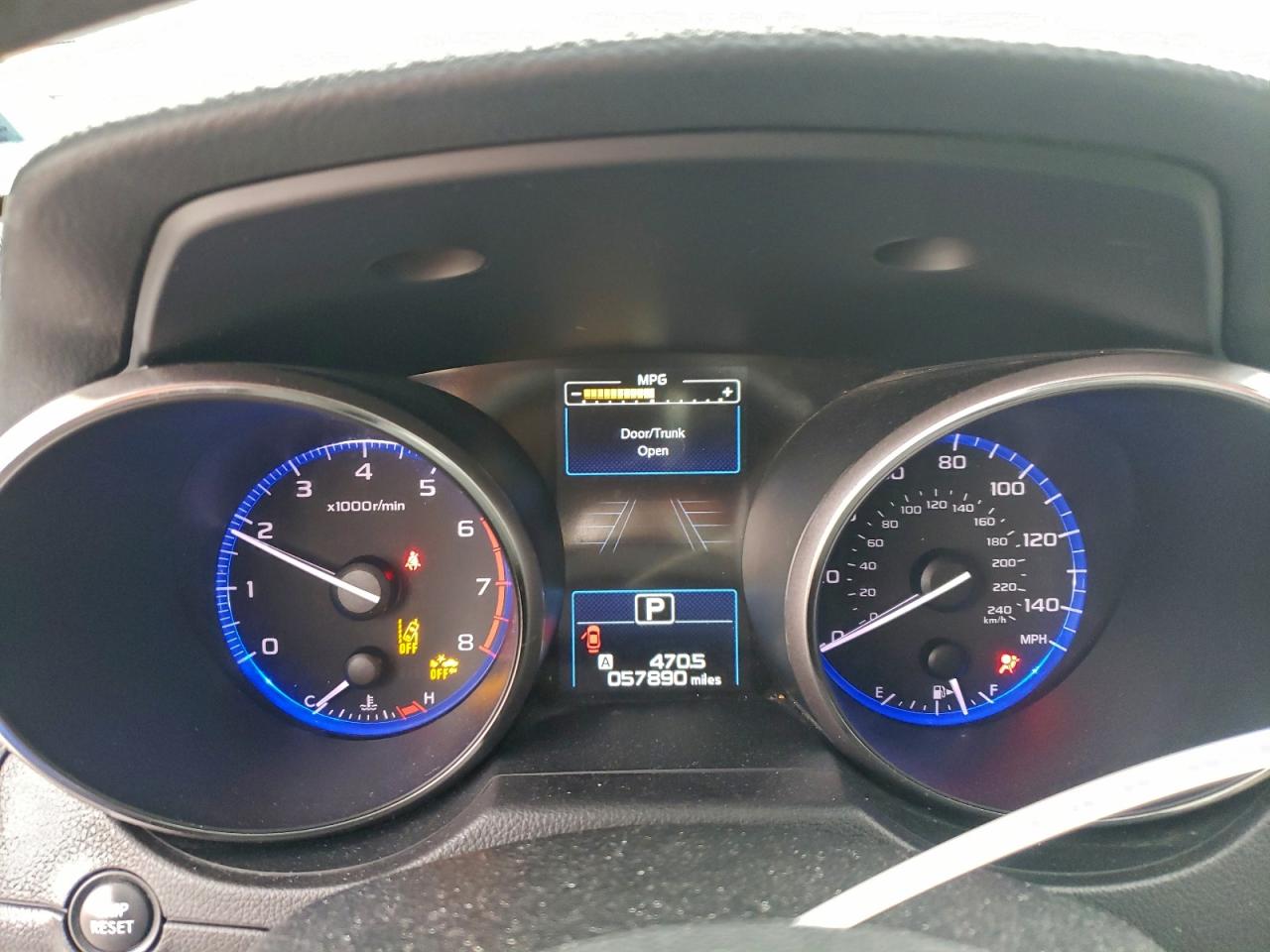 Subaru Legacy 2.5i Image 7