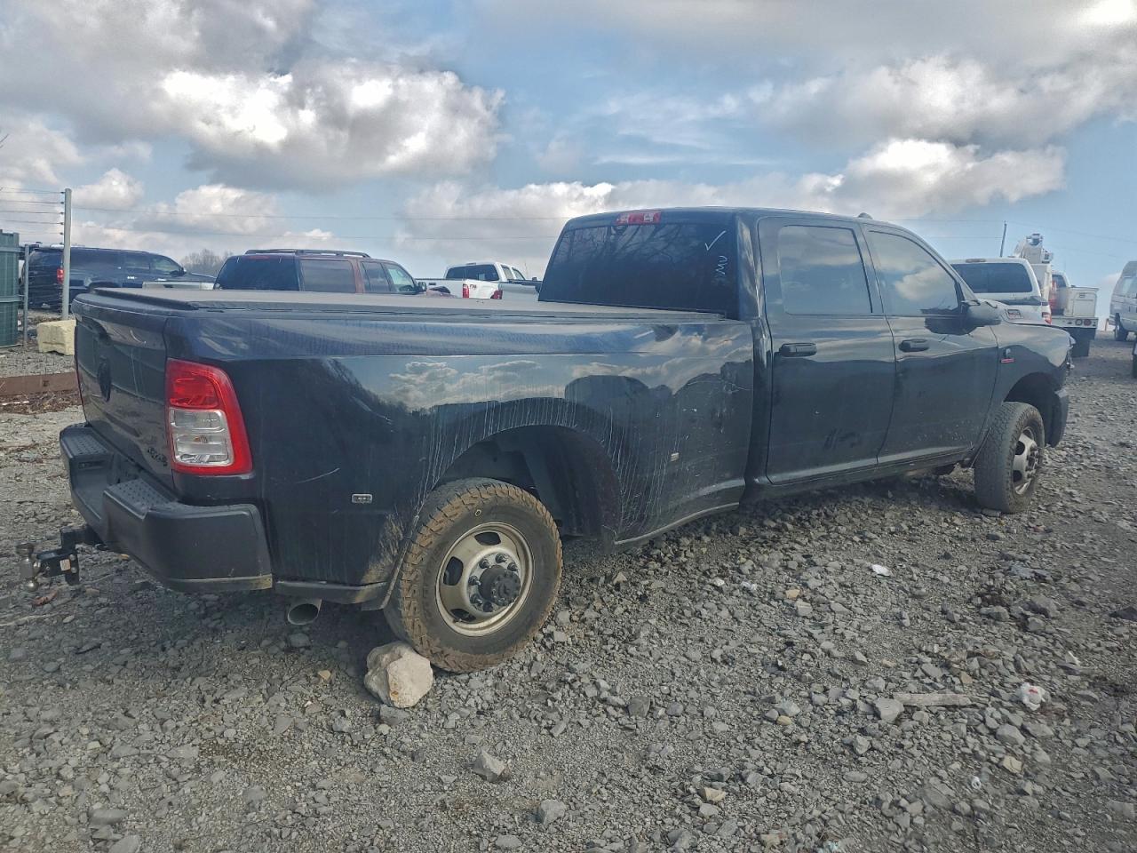 Ram 3500 Tradesman Image 12