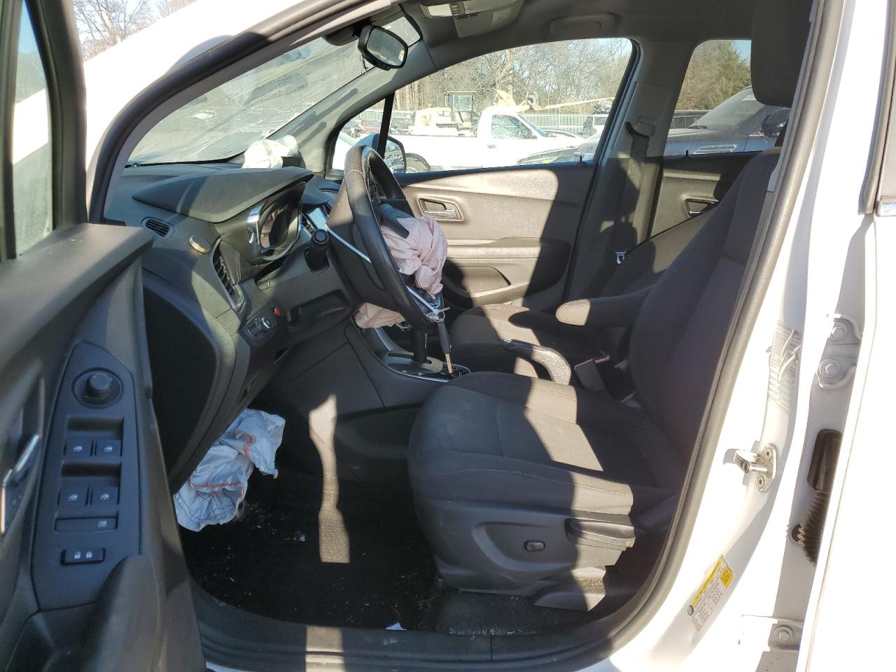 Chevrolet Trax 1lt Image 2