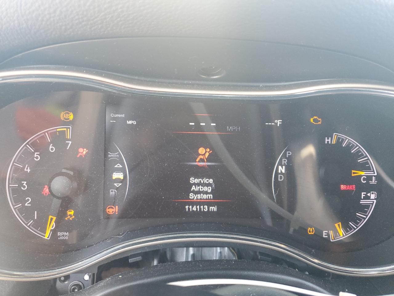 Jeep Grand Cherokee Laredo Image 3