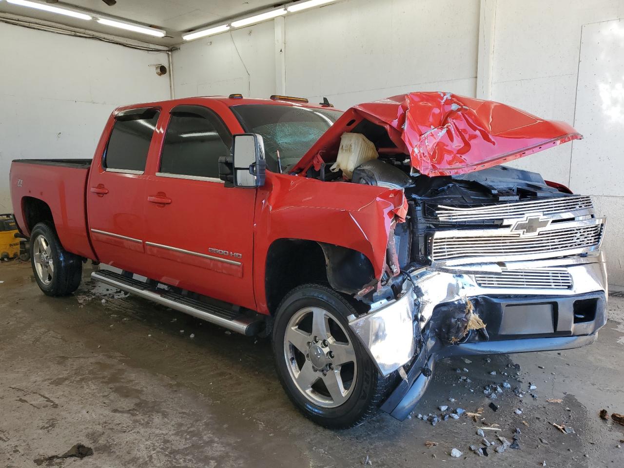 Chevrolet Silverado K2500 Heavy Duty Ltz Image 3