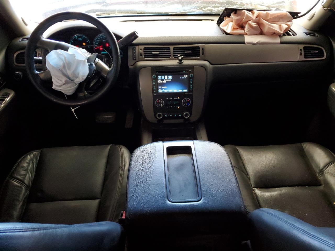 Chevrolet Silverado K2500 Heavy Duty Ltz Image 10