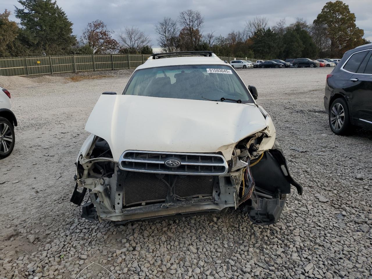 Subaru Legacy Outback Image 12