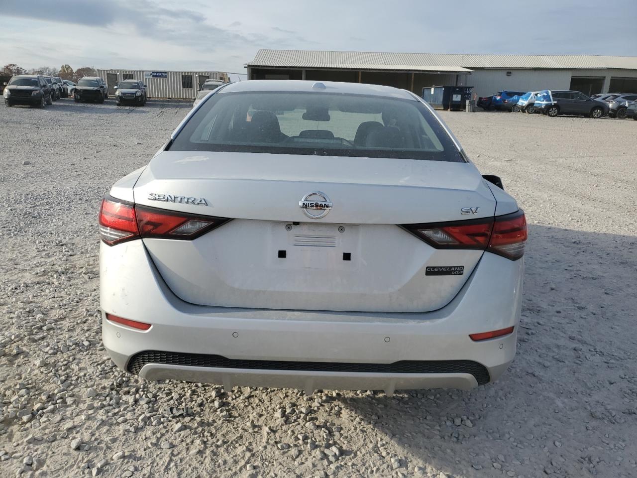 Nissan Sentra Sv Image 8