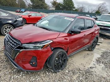 Salvage Nissan Kicks
