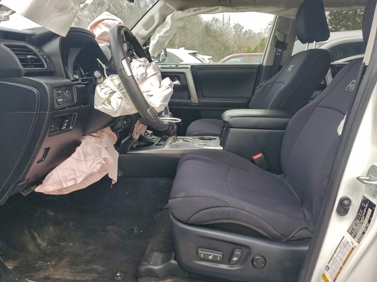 Toyota 4Runner Sr5/sr5 Premium Image 8