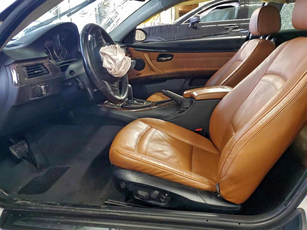 BMW 3 Series I Image 6