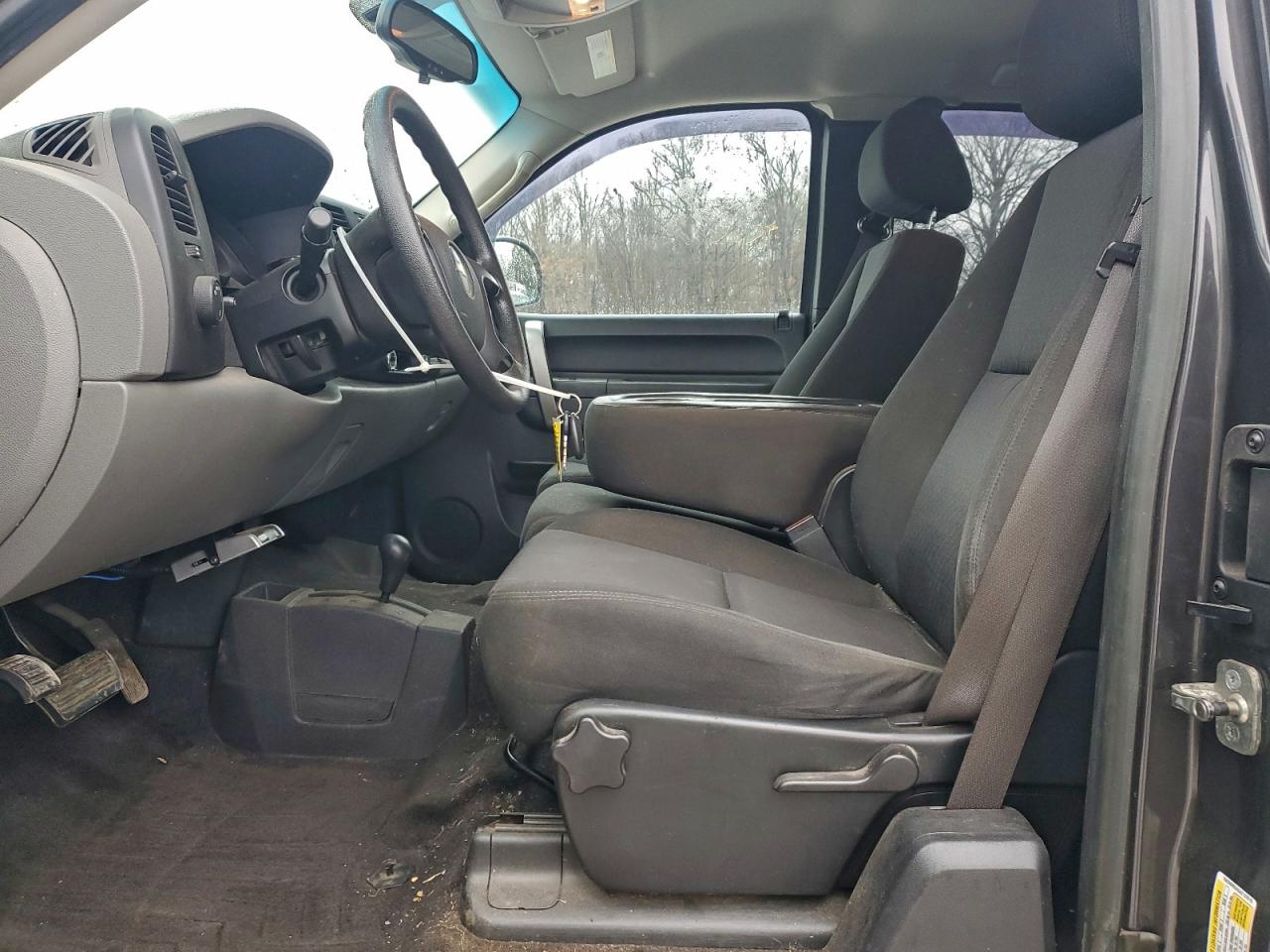 Chevrolet Silverado K1500 Ls Image 6