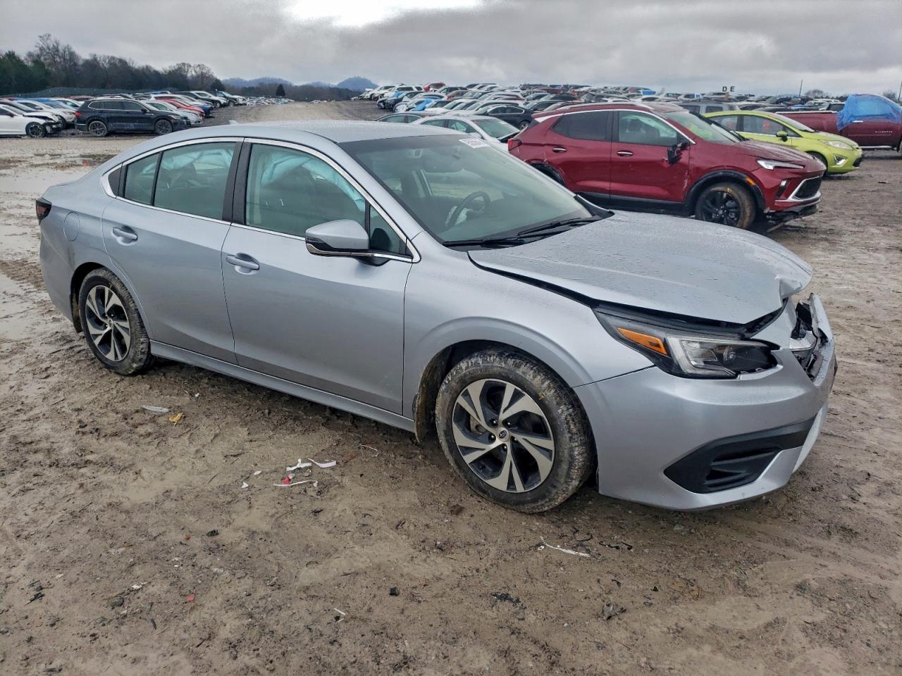 Subaru Legacy Premium Image 3