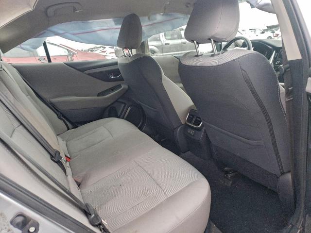 Subaru Legacy Premium Image 10