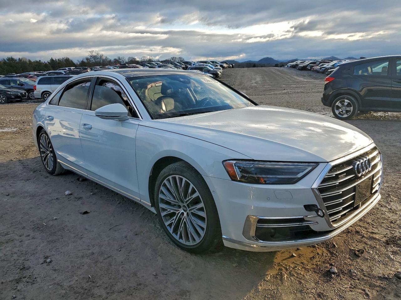 Audi A8 L Image 2