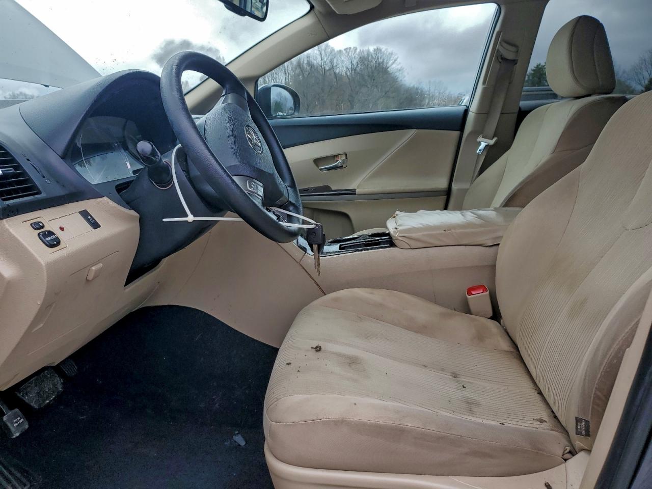 Toyota Venza Image 7