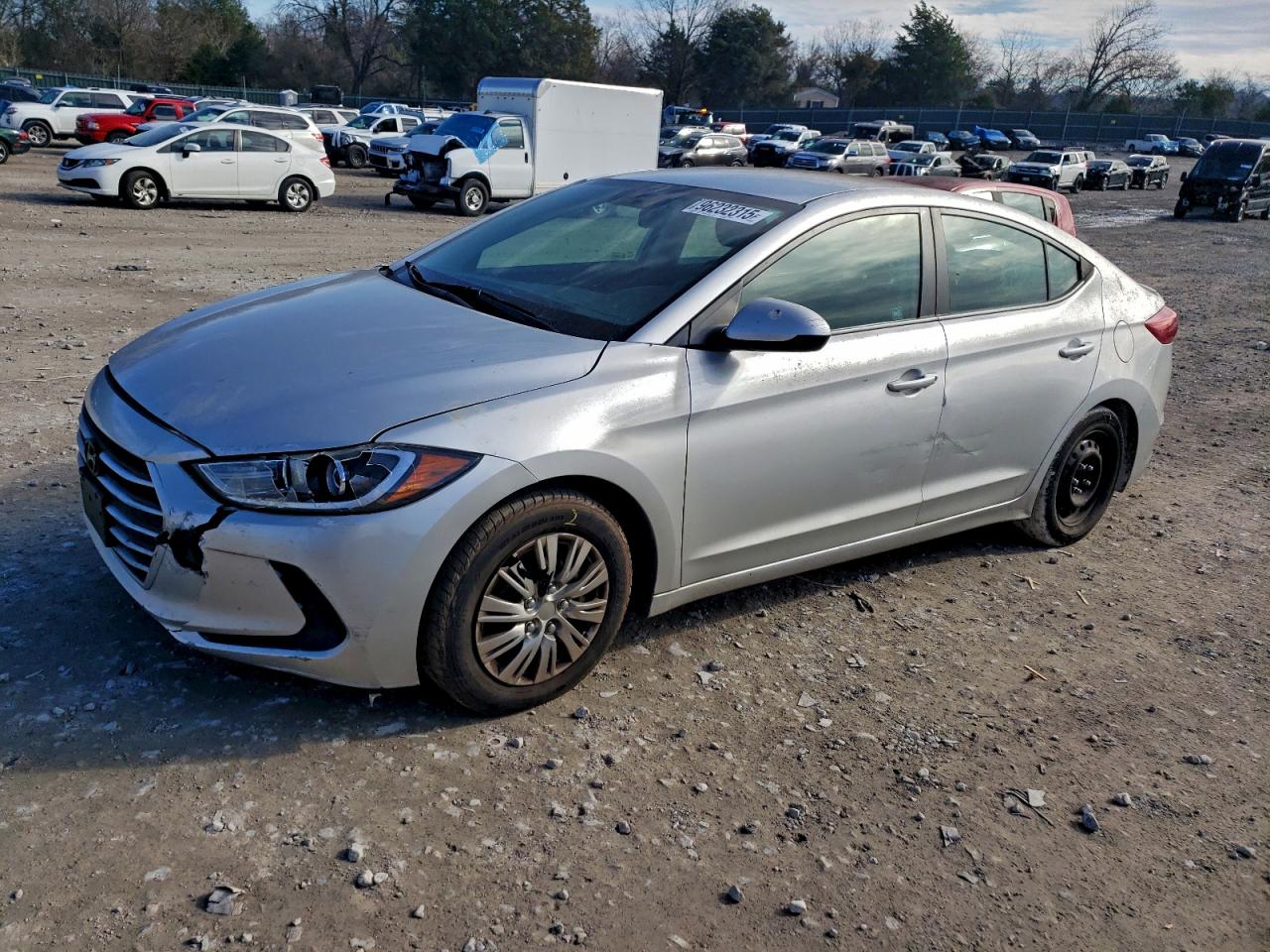 Hyundai ELANTRA Se Image 1