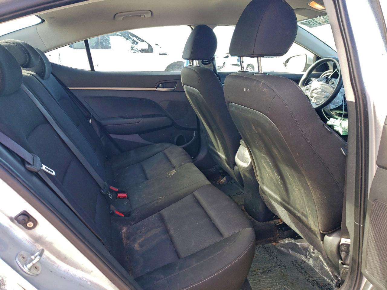 Hyundai ELANTRA Se Image 11