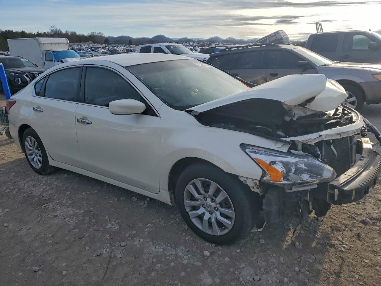 Nissan Altima 2.5 Image 3