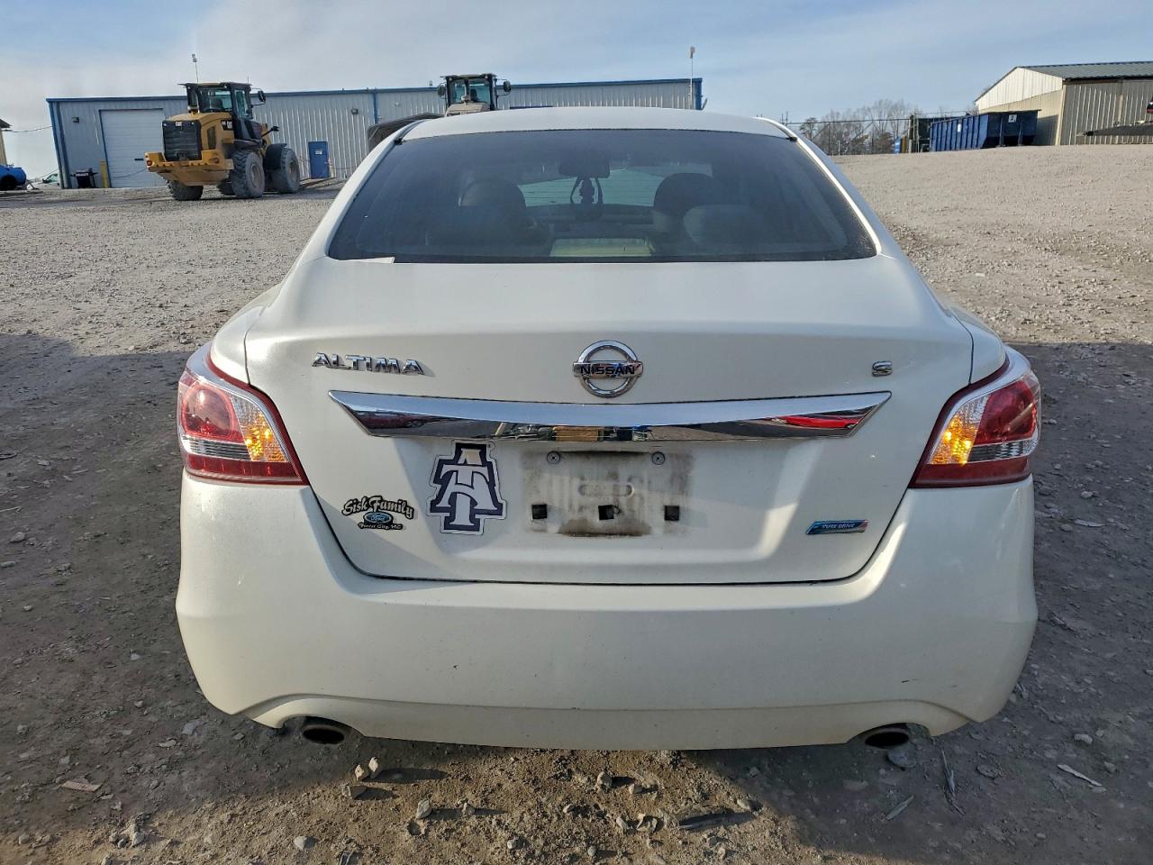 Nissan Altima 2.5 Image 4