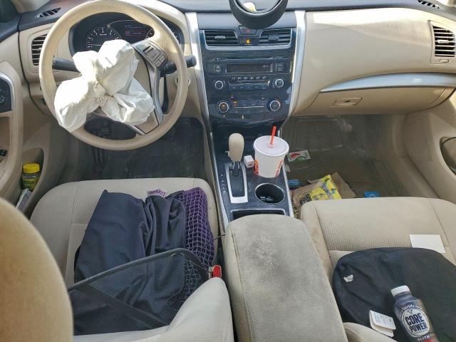 Nissan Altima 2.5 Image 6