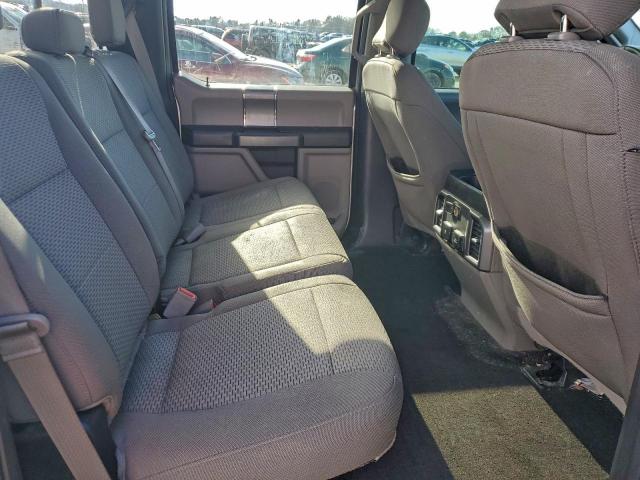 Ford F-150 Supercrew Image 12