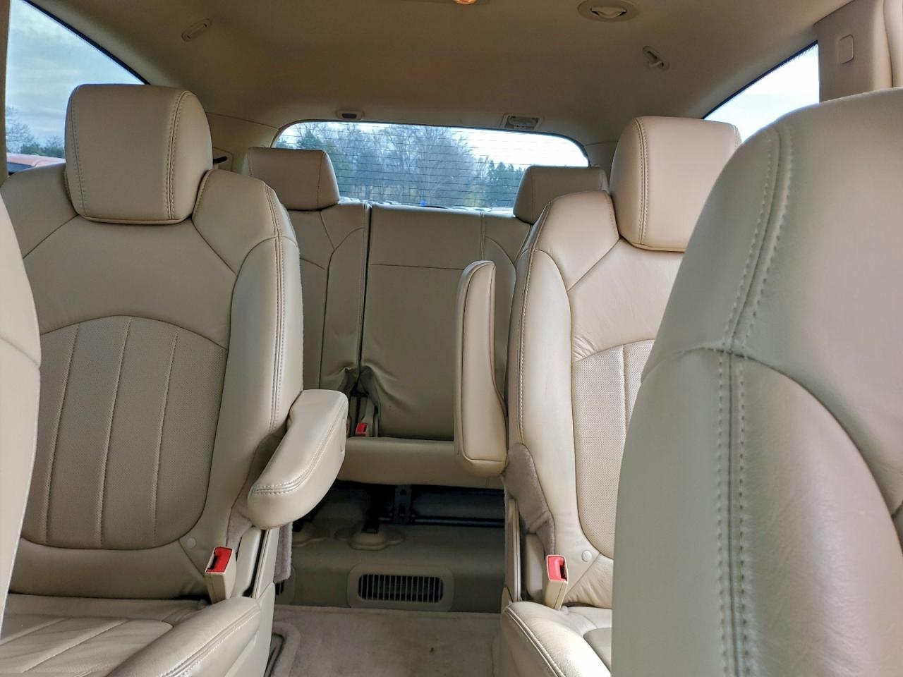 Buick Enclave Cxl Image 9