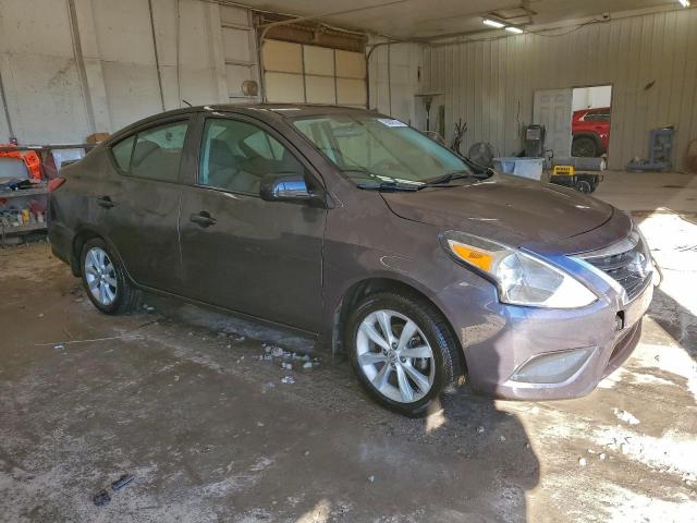 Nissan Versa S Image 6