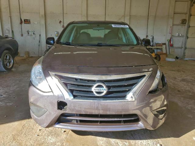 Nissan Versa S Image 12