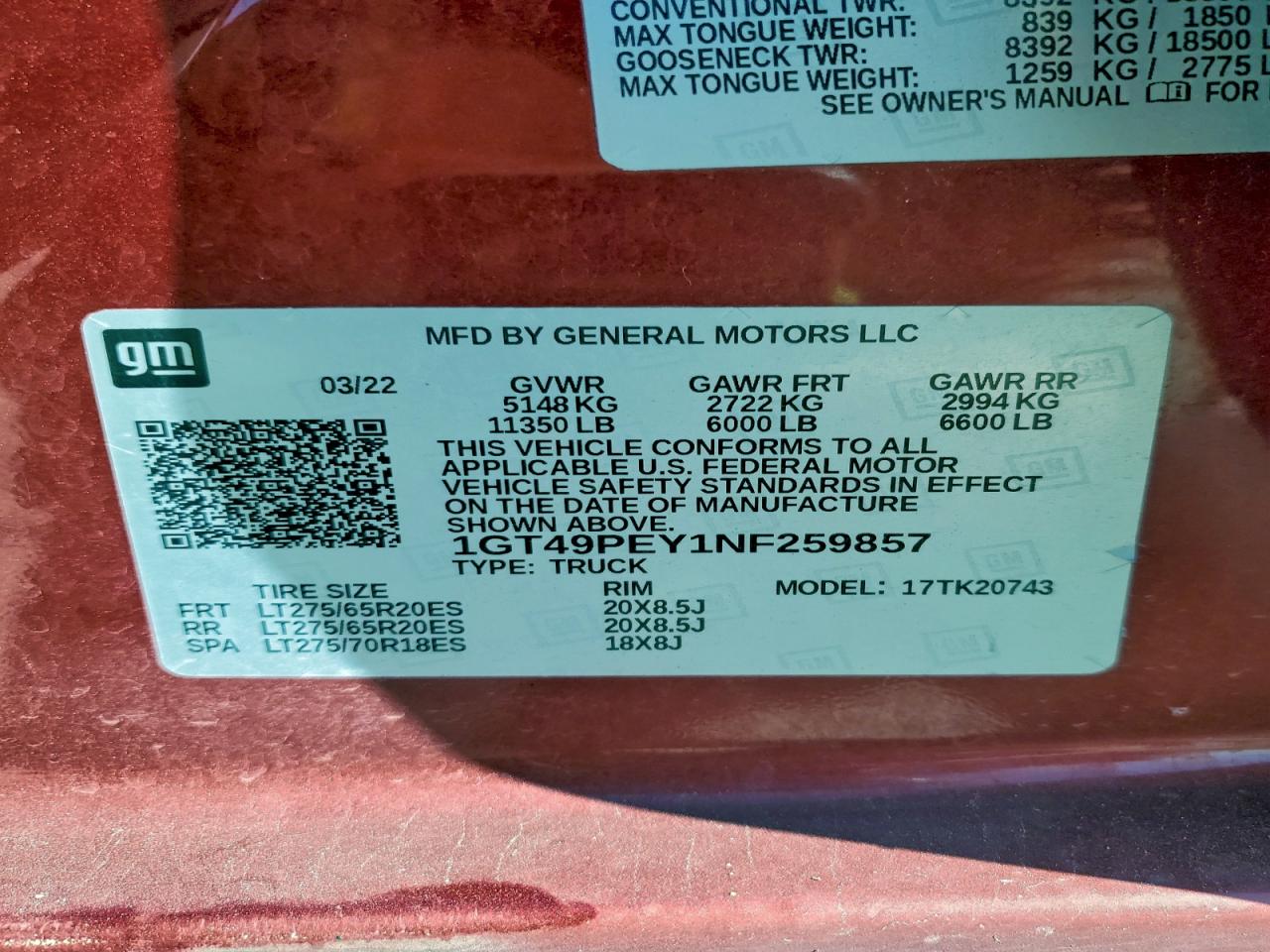 GMC Sierra K2500 At4 Image 11