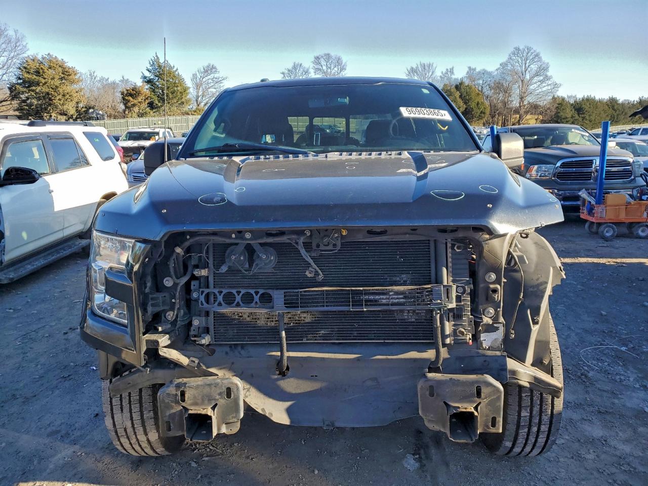 Ford F-150 Supercrew Image 8