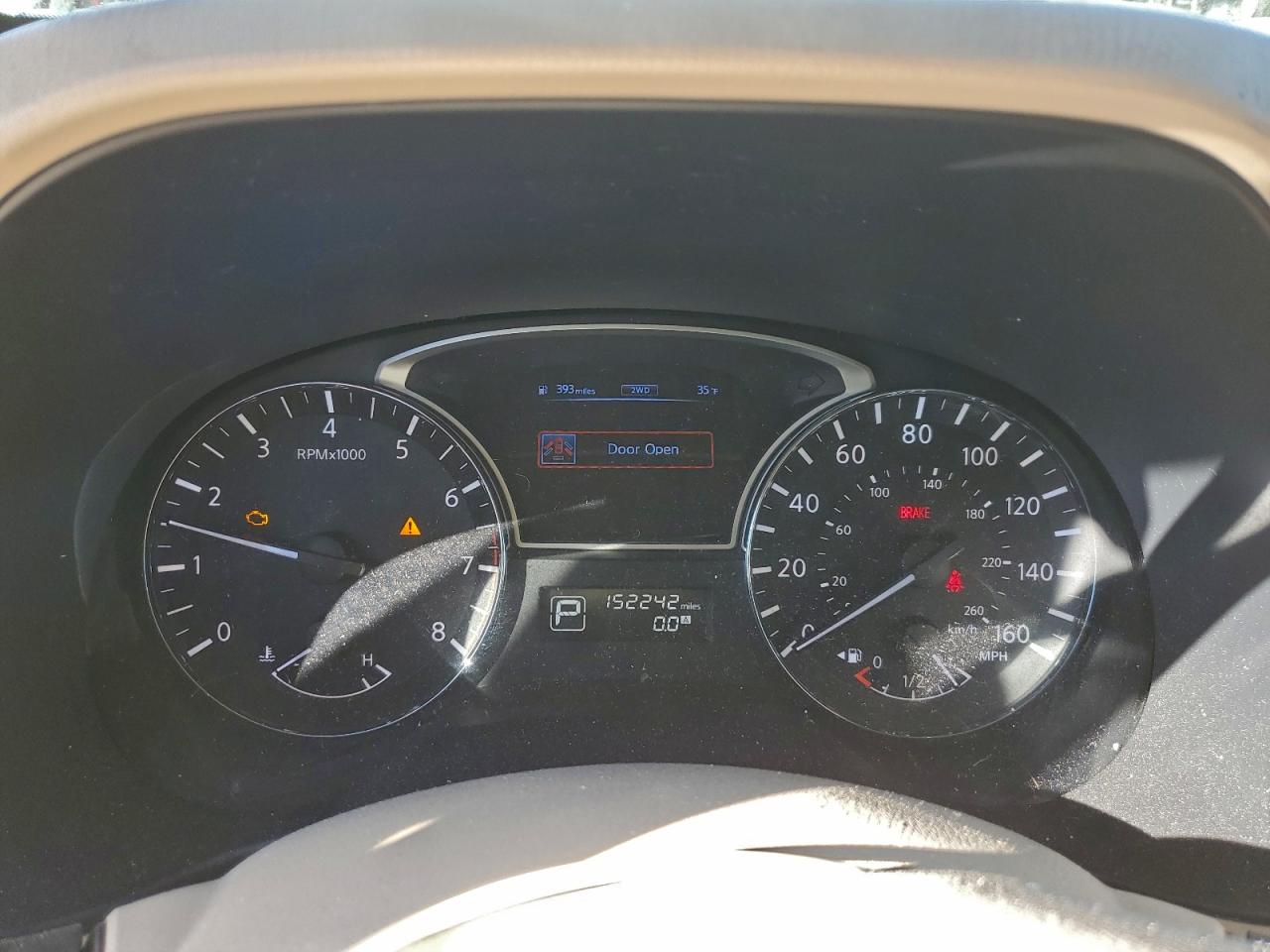 Nissan Pathfinder S Image 10