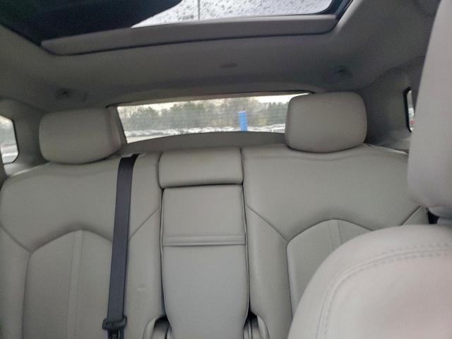 Cadillac SRX Luxury Collection Image 11