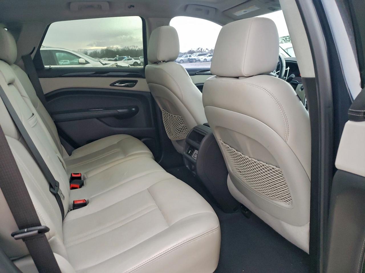 Cadillac SRX Luxury Collection Image 8