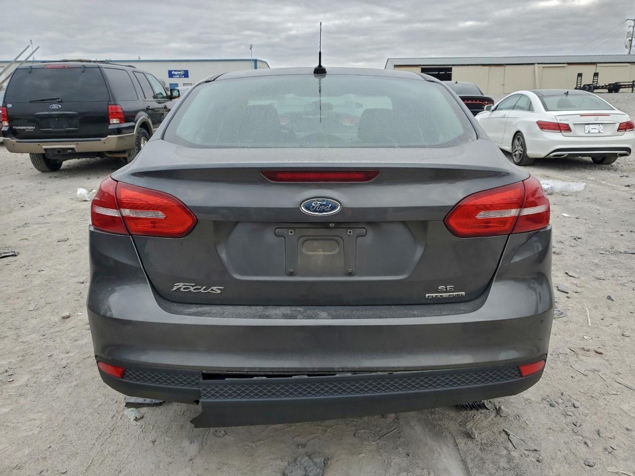 Ford Focus Se Image 5