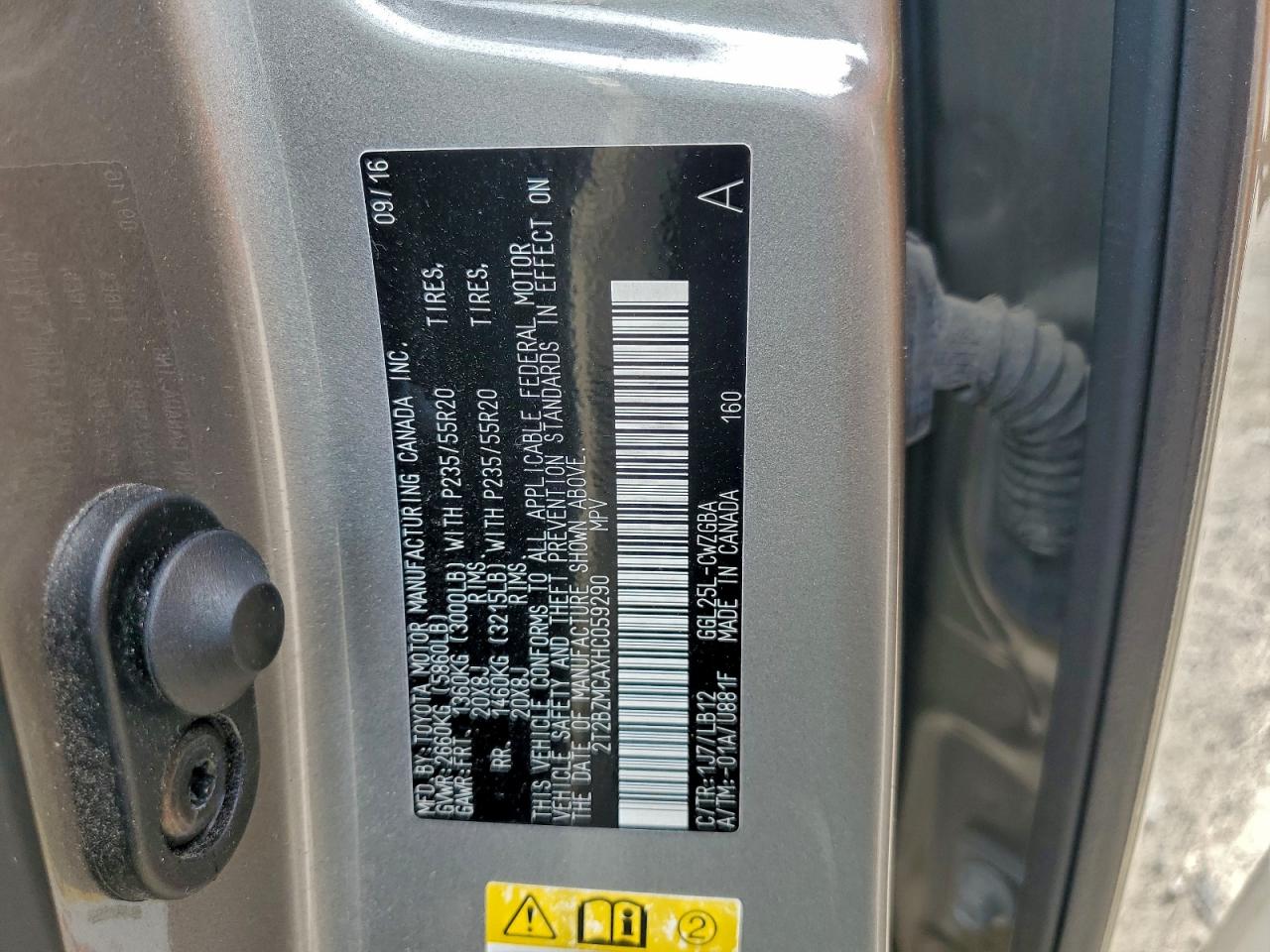 Lexus RX 350 Base Image 12