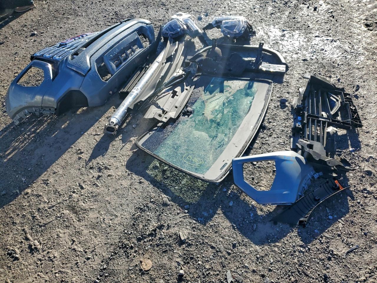 GMC Canyon Denali Image 13