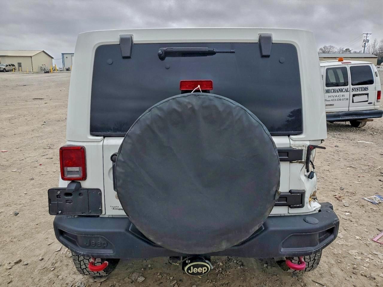 Jeep Wrangler Rubicon Image 6