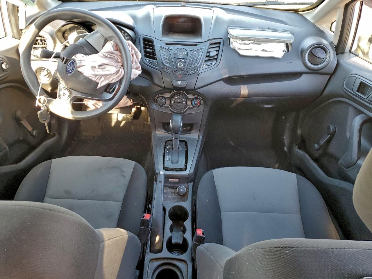 Ford Fiesta S Image 4