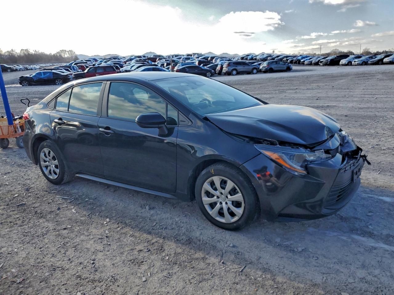 Toyota Corolla Le Image 3