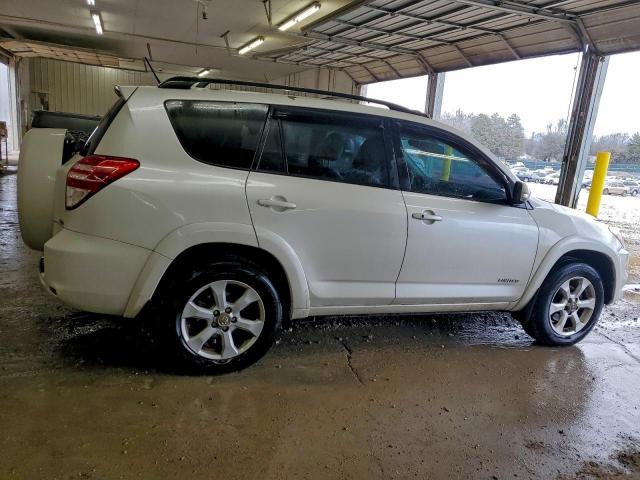 Toyota RAV4 Limited Image 8