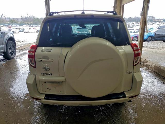 Toyota RAV4 Limited Image 3