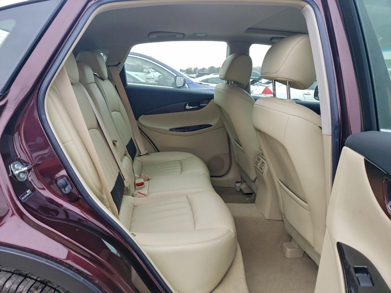 INFINITI Qx Image 12