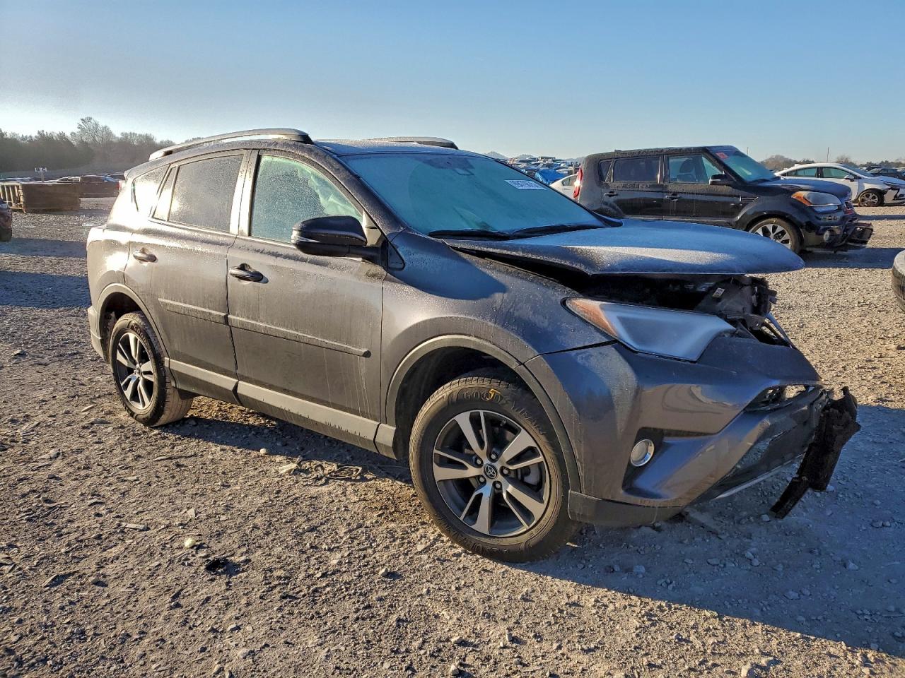 Toyota RAV4 Adventure Image 7