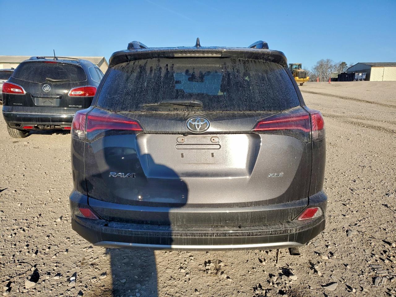 Toyota RAV4 Adventure Image 3