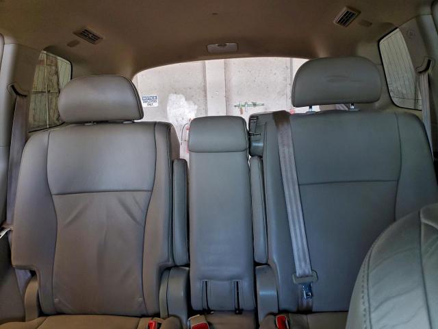 Toyota Highlander Base Image 14